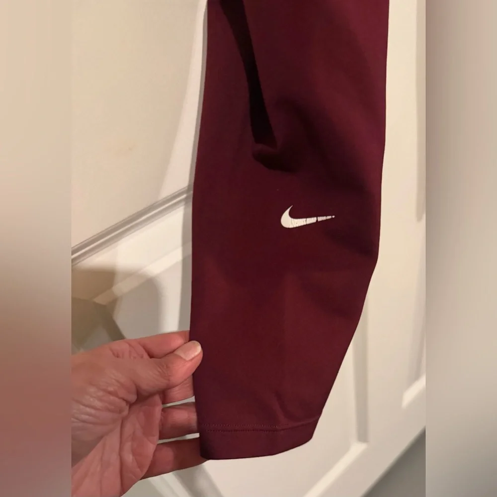 Nike Dri-Fit Burgundy Leggings - Picture 3 of 5